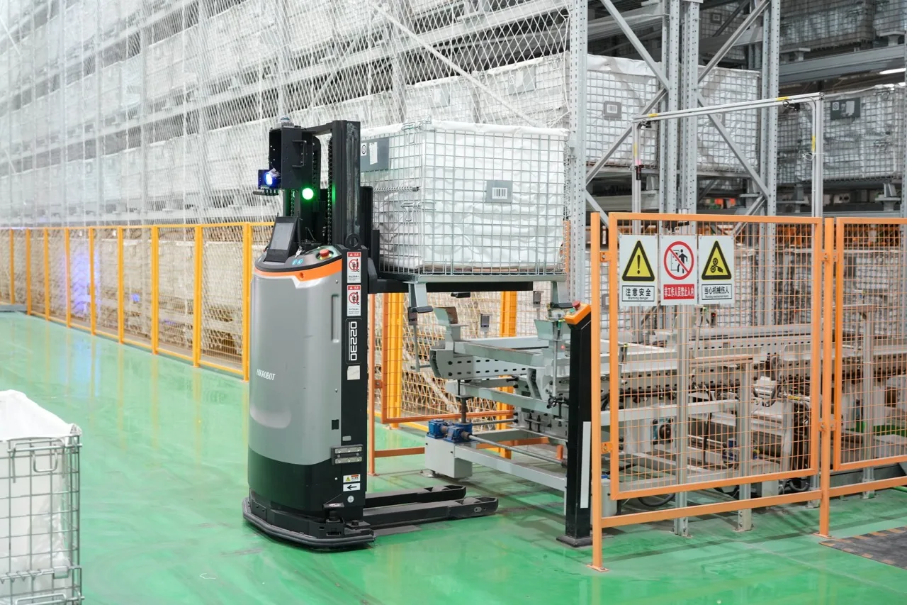 Automated warehouse